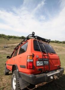 Лестница для Toyota Land Cruiser (80)