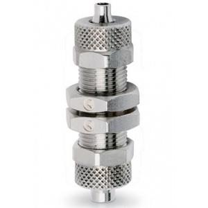 Фитинг с накидной гайкой 1590 6/4 под гибкую трубку