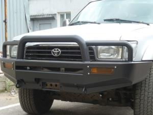 Передний бампер Toyota 4Runner 130