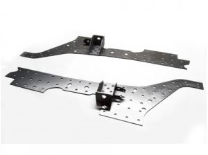 Усилители лонжеронов с кронштейнами амортизаторов.