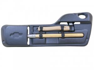 Топор с лопатой в багажник для Chevrolet Niva