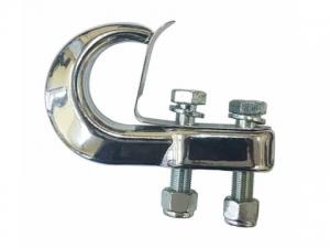 Крюк буксирный на бампер хромированный