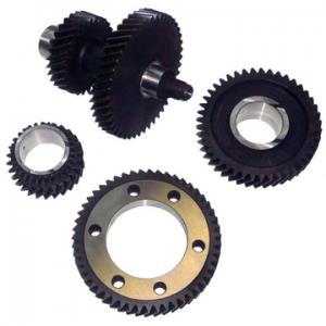 Шестерни пониженной и повышенной передач ведущего вала VAL-racing . Число ряда : 3.15