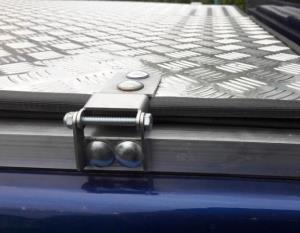 Петля для алюминиевой крышки пикапа